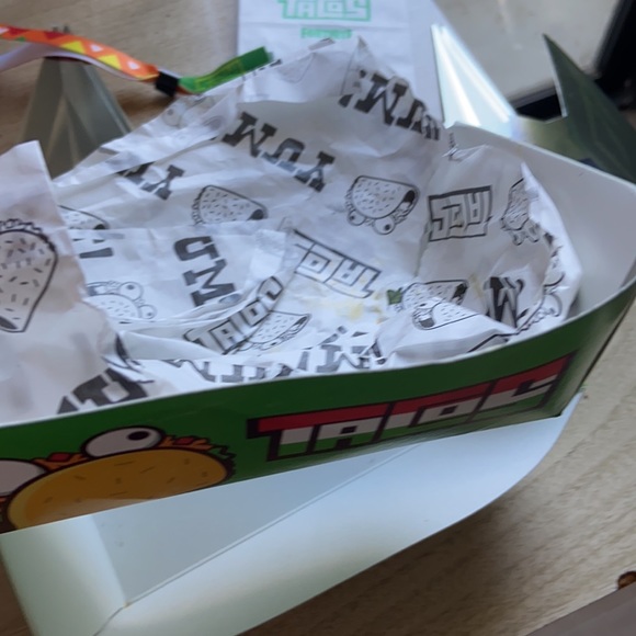 Fortnite LeBron James Rare Collectibles - Picture 7 of 7